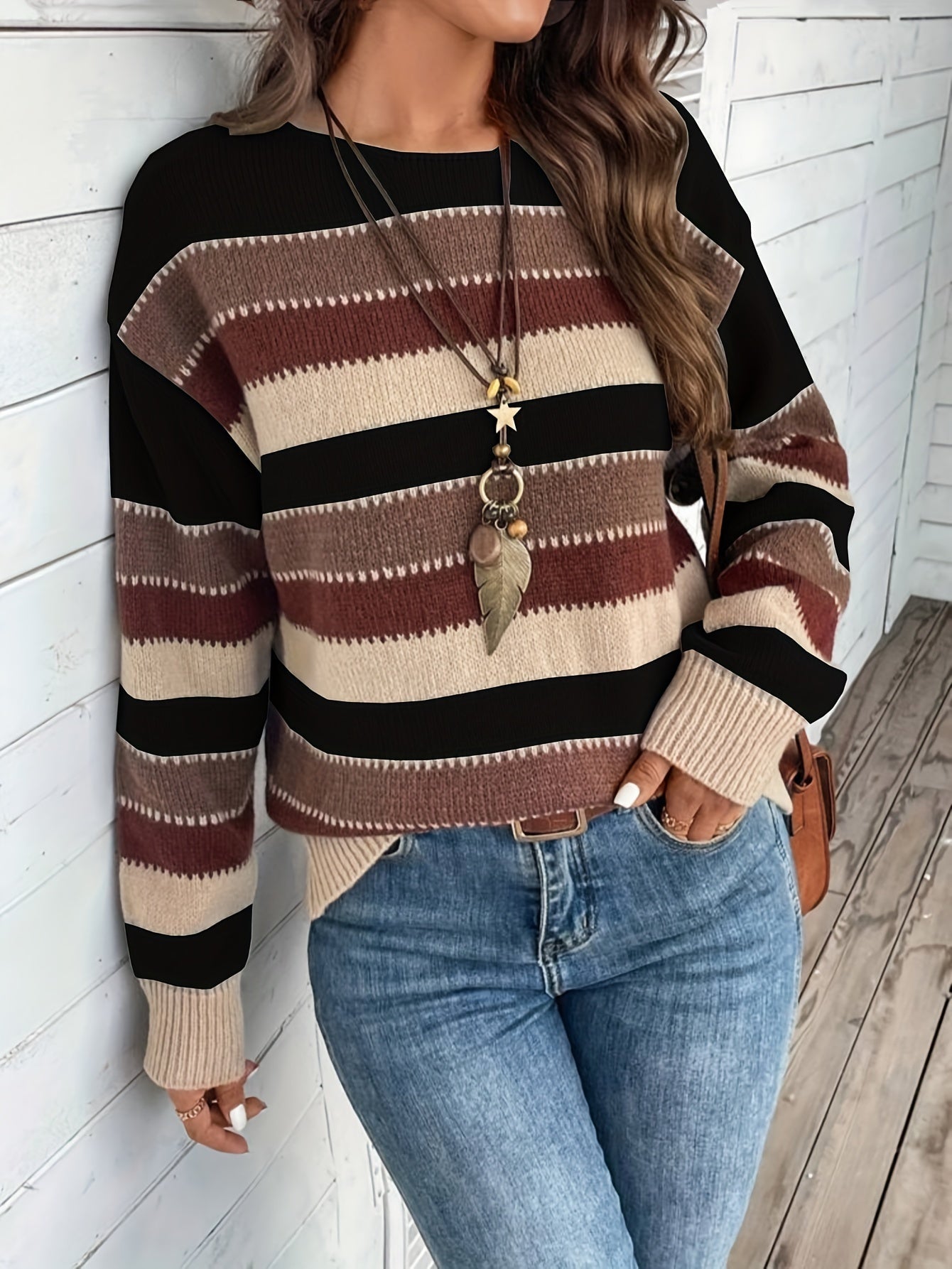 Knitted Sweater - Round Neck and Long Sleeves & Loose Fit
