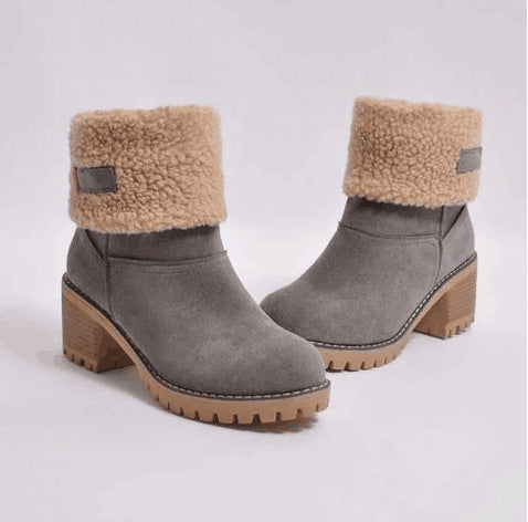 Snow boot – Mid-height shaft and warm faux plush lining