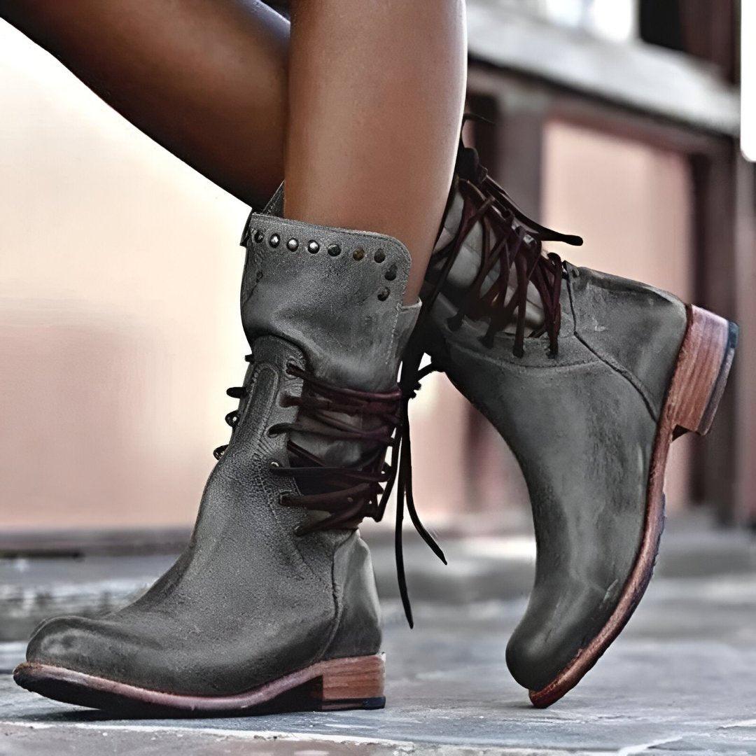 Raya | Women's Classic Lace-Up Leather Boots