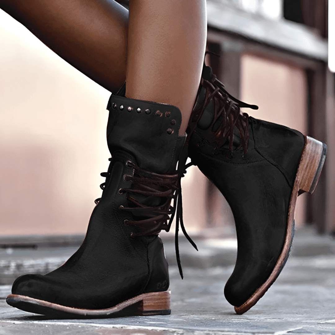 Raya | Women's Classic Lace-Up Leather Boots